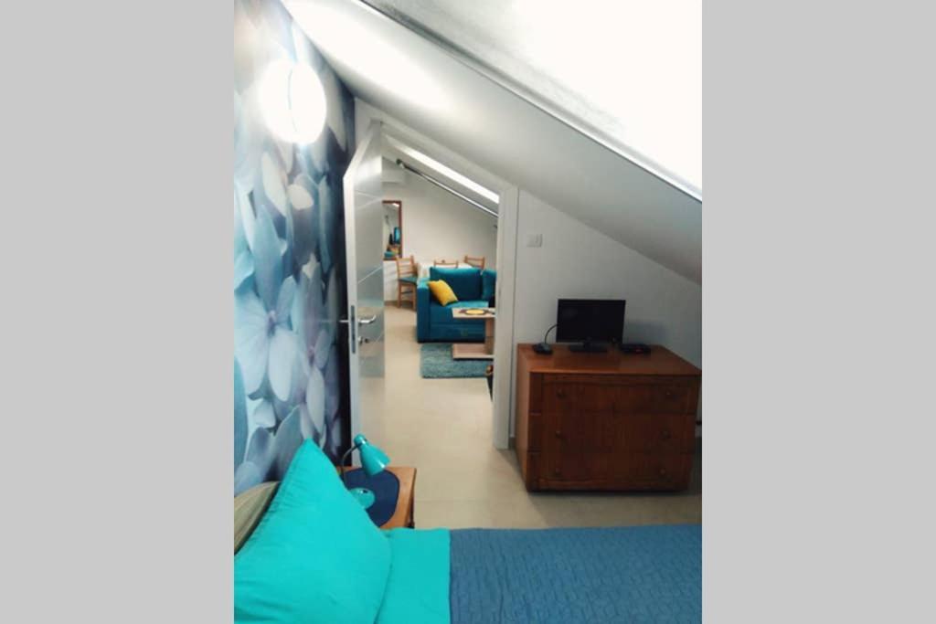 Apartman Santorini ノヴィ・サド エクステリア 写真